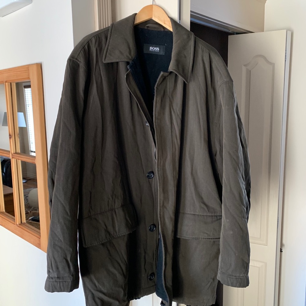 Men’s Boss overcoat. L/XL